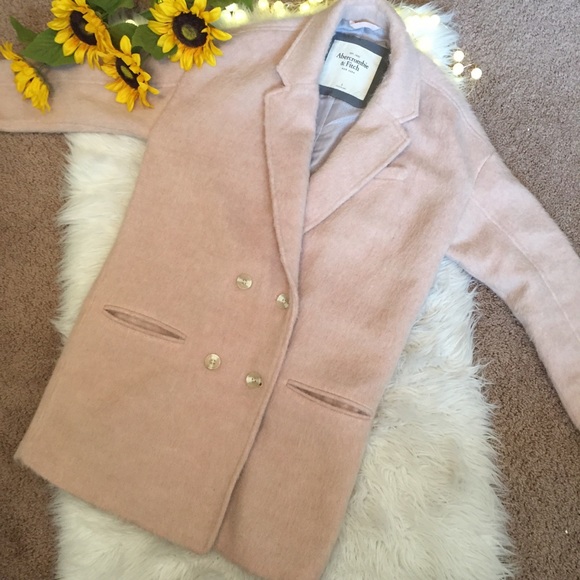 Abercrombie & Fitch Jackets & Blazers - ✨💥RARE💥 A&F Pink Wool Coat✨